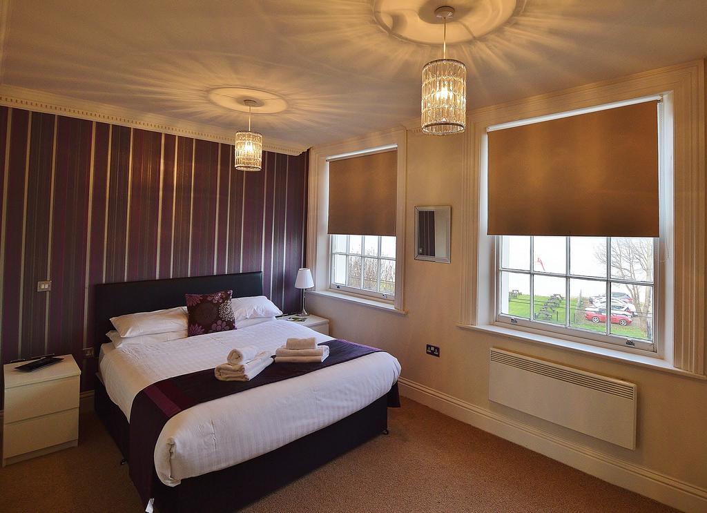 Hotel The Clarendon Royal Community Gravesend Zimmer foto